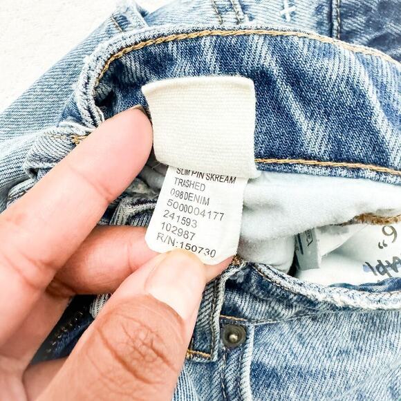 Ksubi Slim Pin Skream Trashed Light Wash Denim Jeans Size 26 - Picture 5 of 8